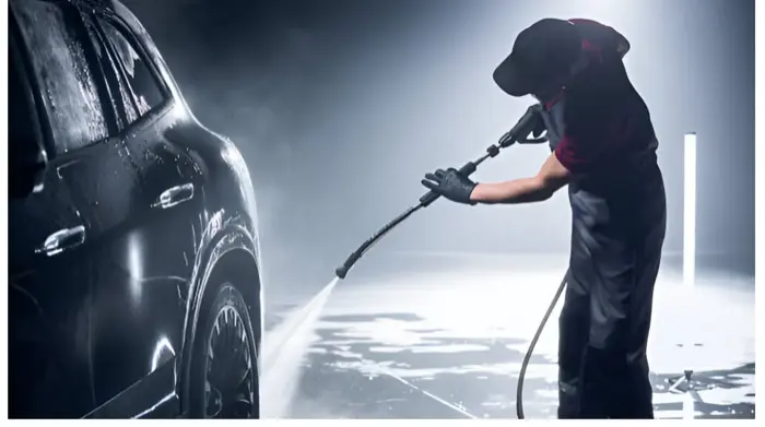 Professional mobile car wash service at your doorstep in UAE